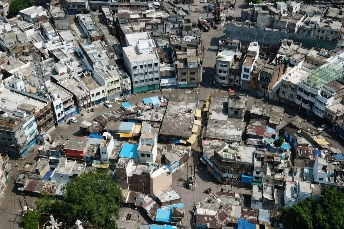ये गलियां, ये चौबारा: जाम, अव्यवस्थित पार्किंग और बदहाल स्मारक से जूझ रहा डेढ़ सौ साल पुराना गोलबाजार