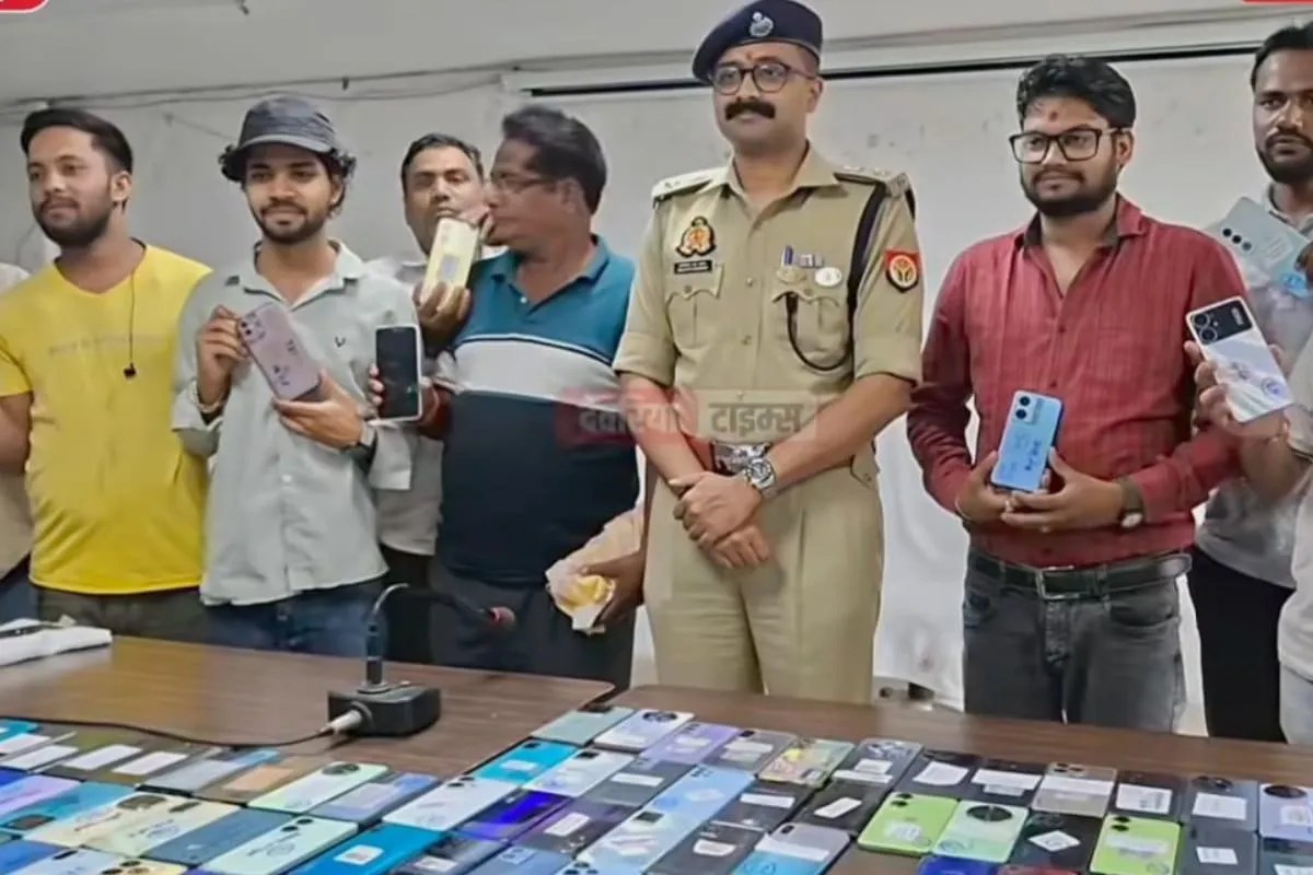 मोबाइल धारकों को मिली बड़ी खुशखबरी…50 लाख रुपए के मोबाइल लौटाये गए, जानिए पूरा मामला