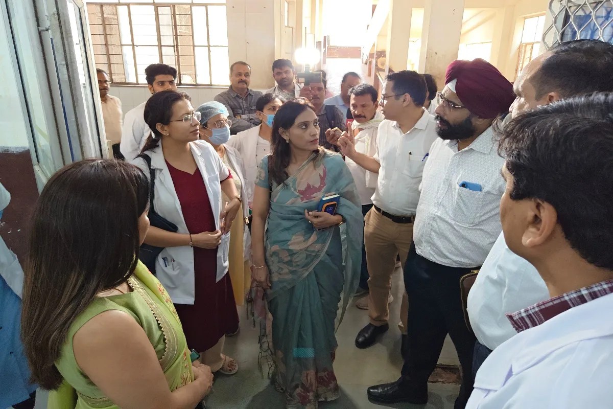 ओटी, आइसीयू, दवा स्टोर, रेकॉर्ड रूम तक पहुंची एम्स की कमेटी, पूछा…कैसे करते हो मरीजों को हैंडल
