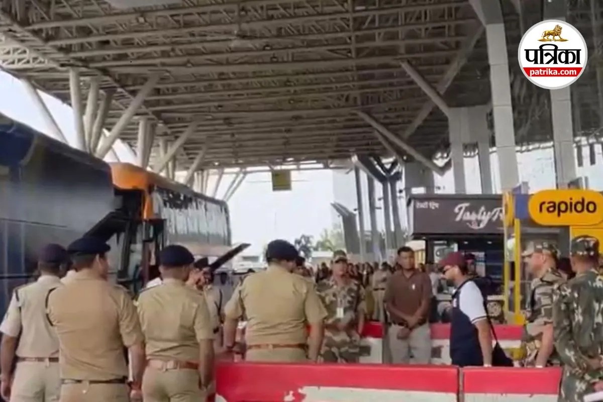 IPL 2026: रायपुर पहुंची मुंबई इंडियंस, एयरपोर्ट पर हार्दिक-रोहित को देखने उमड़े फैंस