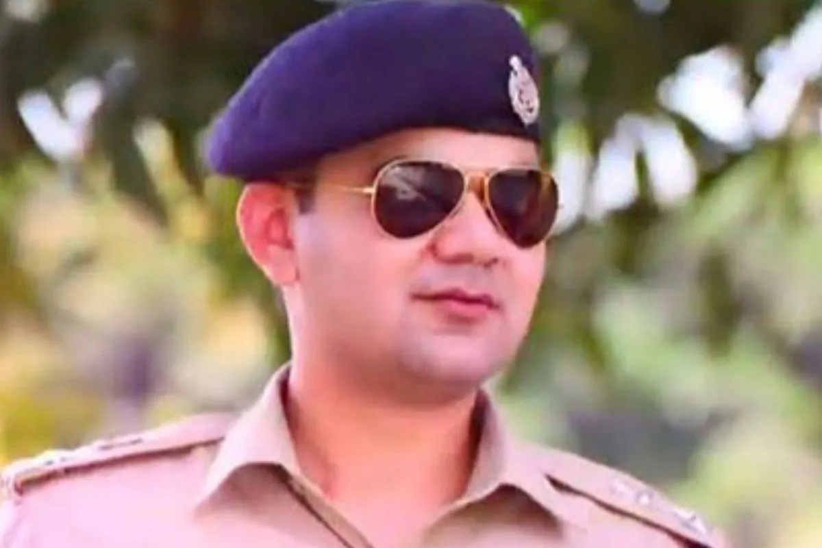 सिघंम IPS अजय पाल शर्मा जिन्होंने TMC नेता जहांगीर को सुनाई थी ‘खरी-खोटी’, अगर बंगाल में रहे तो सैलरी-सुविधाओं में क्या-क्या होगा बदलाव?
