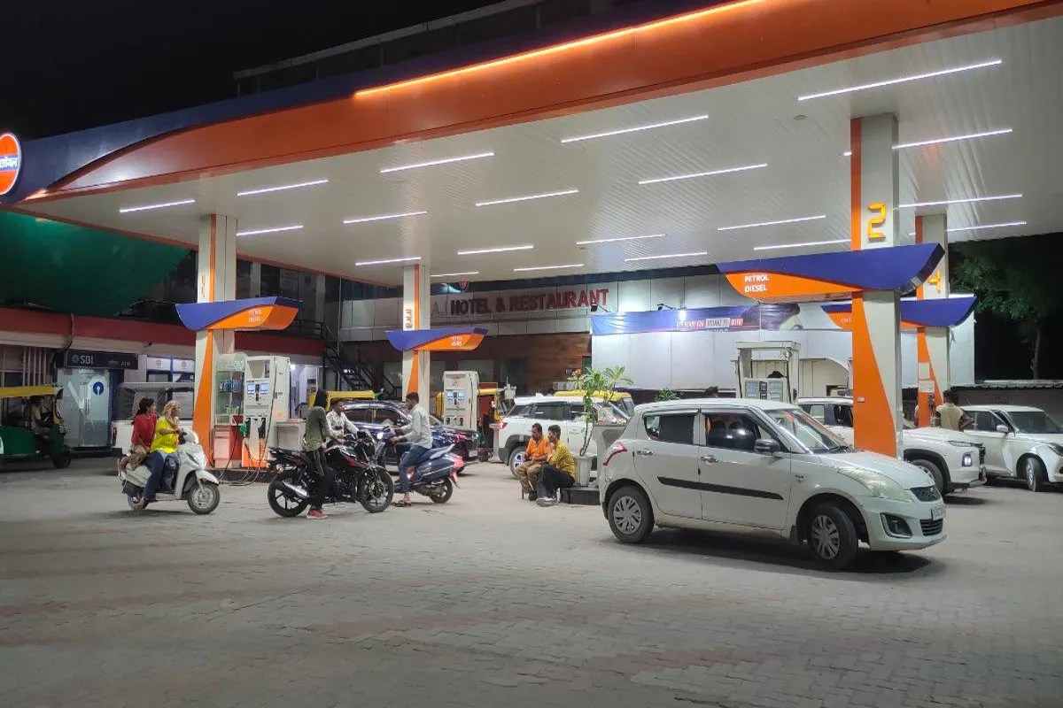 Petrol-Diesel Crisis: जोधपुर में गहराया पेट्रोल-डीजल संकट, 15 पंप सूखने की कगार पर, गांवों में स्थिति गंभीर