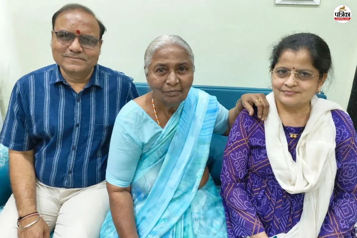 Mothers Day: पति को खोने के बाद भी नहीं टूटीं 9वीं पास नलिनी जोशी, ज्वार-दाल खाकर काटे दिन, बेटे को बनाया अधिकारी