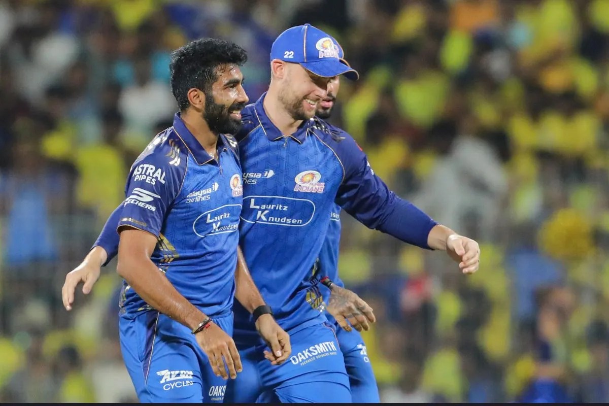 ‘आईने में देखो’, मुंबई इंडियंस के प्लेऑफ की रेस से सबसे पहले बाहर होने पर रवि शास्त्री ने सुनाई खरी-खरी