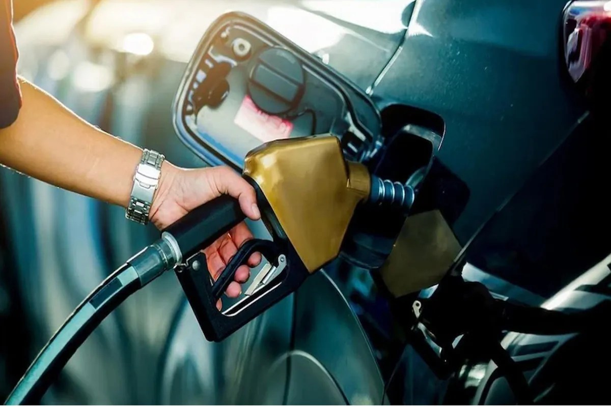 Petrol Diesel Price Hike: पश्चिम एशिया में जारी तनाव का असर, देश में बढ़े पेट्रोल-डीजल के दाम