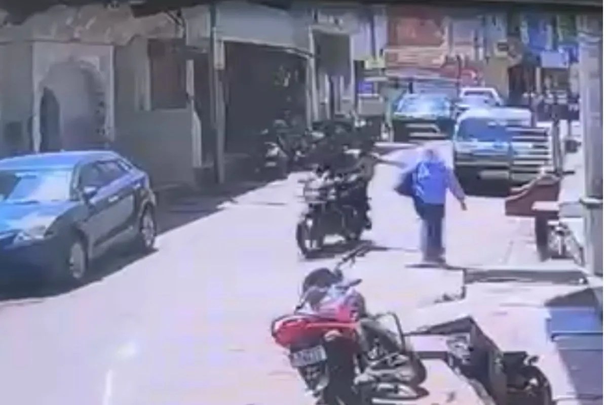 Ajmer Crime: जयपुर के बाद अब अजमेर में दिनदहाड़े युवती से छेड़छाड़! वीडियो वायरल होते ही मचा हड़कंप