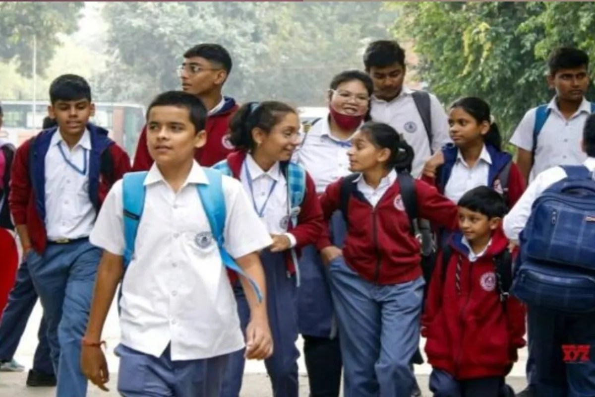 School Holidays: राजस्थान से दिल्ली-यूपी तक स्कूलों में लंबी छुट्टियों का एलान, जानें क्या है वजह