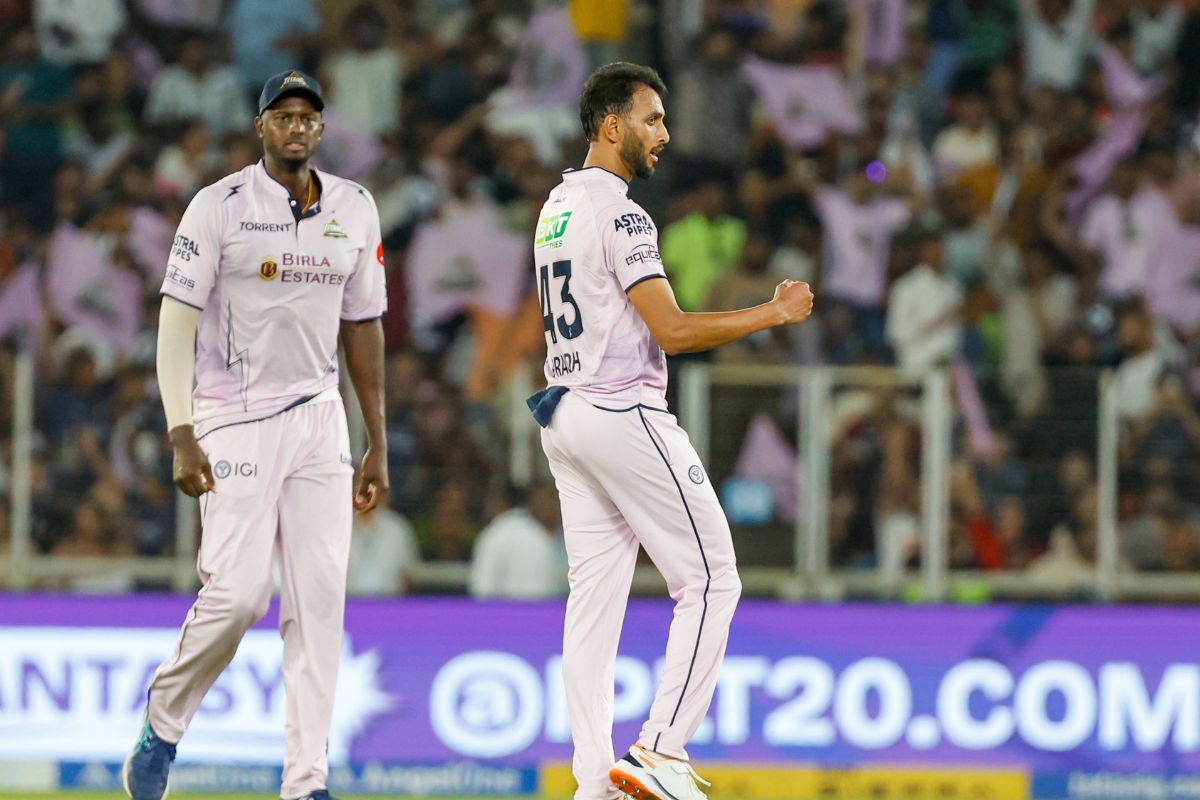 चरम पर पहुंचा IPL का रोमांच! 16 अंक हासिल करने वाली GT अभी भी हो सकती है प्लेऑफ्स से बाहर, जानें कैसे
