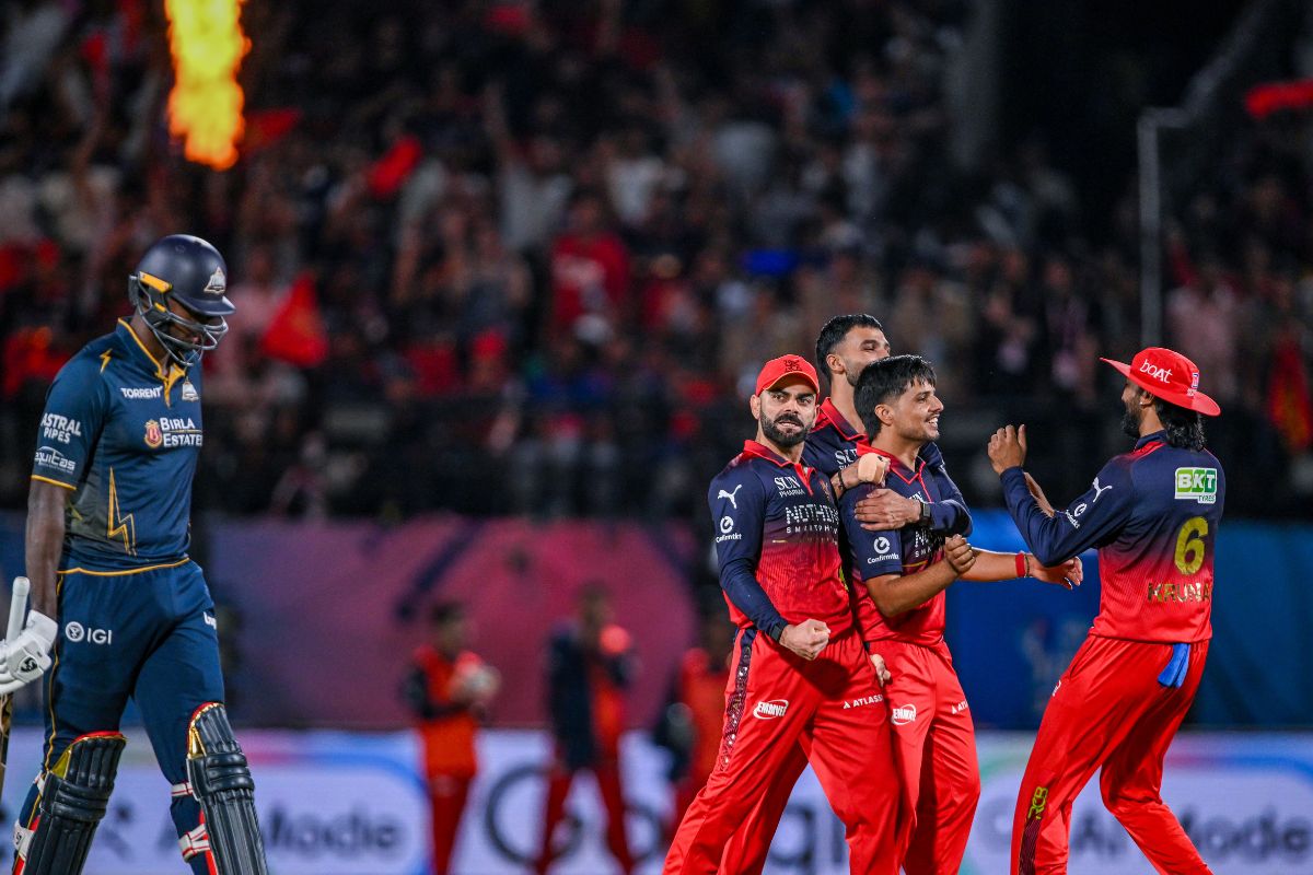 RCB vs GT: गुजरात टाइटंस का होमग्राउंड ही बन सकता है विलेन, इस सीजन जानें कैसा रहा है रिकॉर्ड