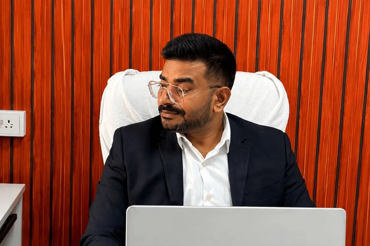 पान बेचकर करोड़पति बन गया ये शख्स, आखिर ऐसा क्या अलग किया बनारस के छात्र ने ?