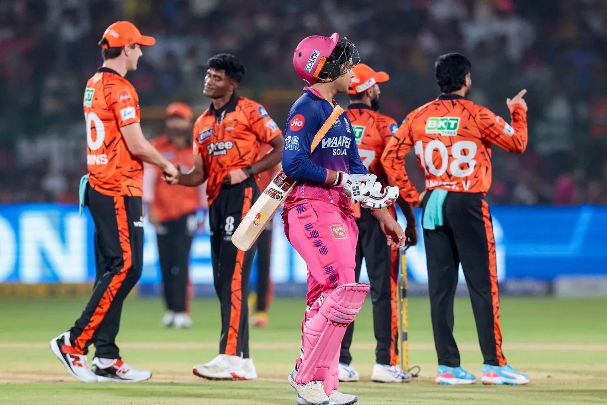IPL 2026 Eliminator: राजस्थान रॉयल्स या सनराइजर्स हैदराबाद, जानें प्लेऑफ्स में कौन सी टीम हो जाती है ज्यादा खतरनाक?