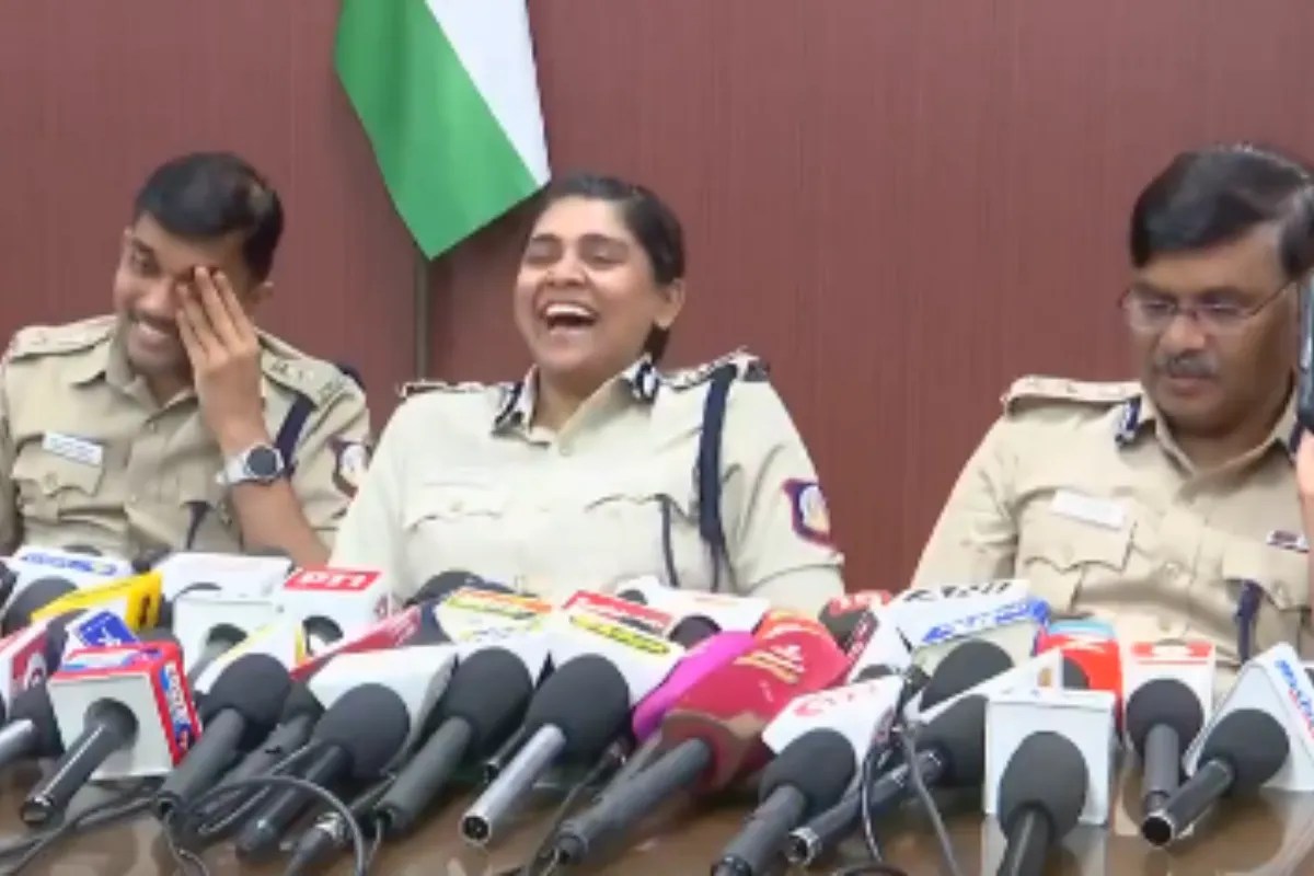 10 साल की बच्ची के रेप-मर्डर केस पर प्रेस कॉन्फ्रेंस में ठहाके लगाते दिखे अधिकारी, वायरल वीडियो के बाद BJP नेता ने दिया बयान