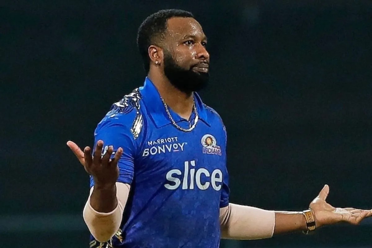 बीच मैदान पर अंपायर से भिड़े कीरोन पोलार्ड, गाली-गलौज करना पड़ा भारी, BCCI ने लिया एक्शन