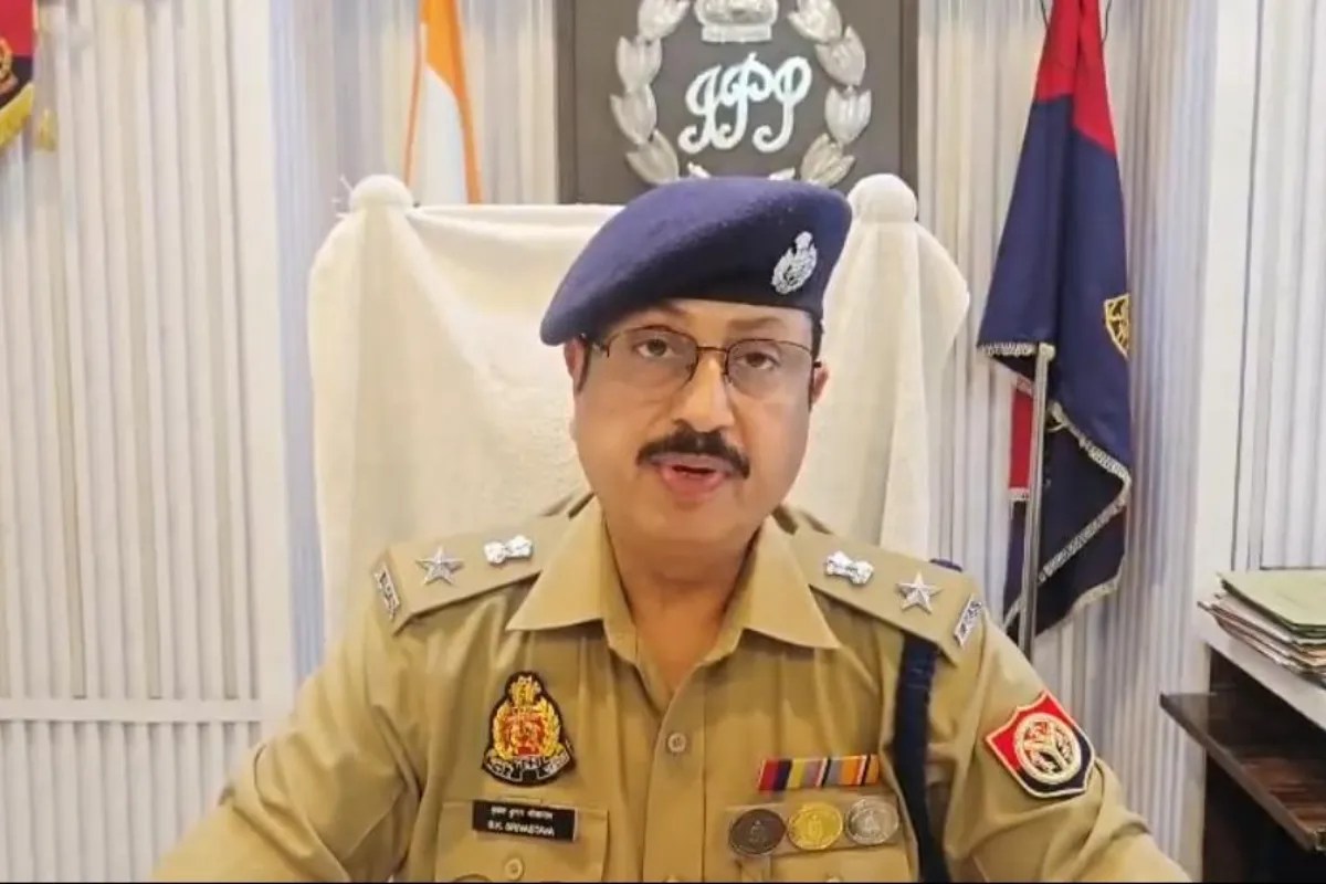 इटावा एसएसपी कार्यालय के सामने युवक ने खाया जहरीला पदार्थ, दो पर लगाया पत्नी के अपहरण का आरोप