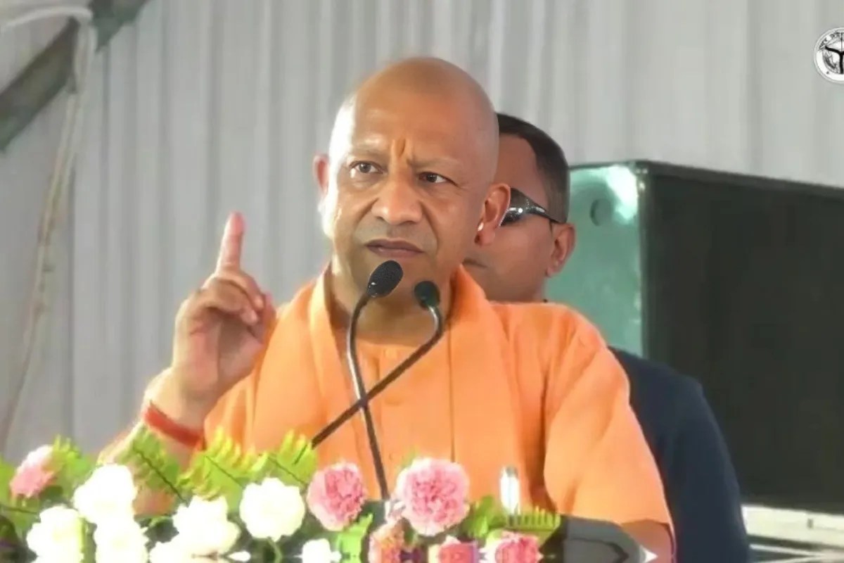 UP में 21 CMO का तबादला, डॉक्टर विकास चंद्र को कन्नौज भेजा गया, जानें सभी अधिकारियों की नई पोस्टिंग