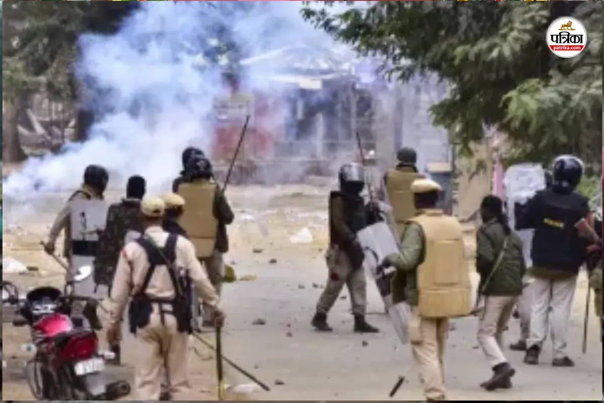 West Bengal Election Violence: मुर्शिदाबाद में ब्लास्ट, हावड़ा में बमबाजी में दो बीजेपी कार्यकर्ता घायल