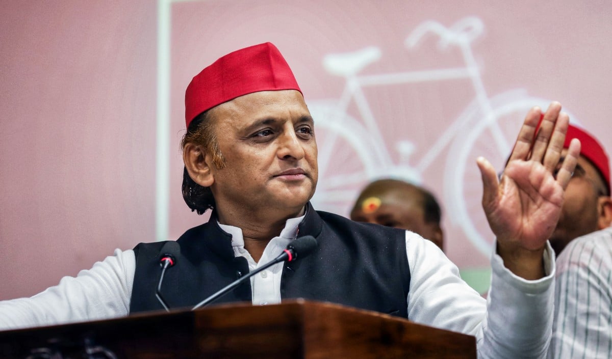 PM Modi की अपील पर Akhilesh Yadav का पलटवार: बोले – ‘आगे बढ़ना है तो Cycle एकमात्र विकल्प’