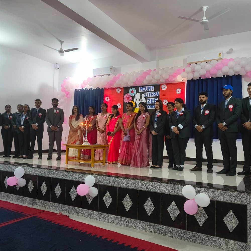 माउंट लिटेरा जी स्कूल में मातृ दिवस पर उमड़ा स्नेह