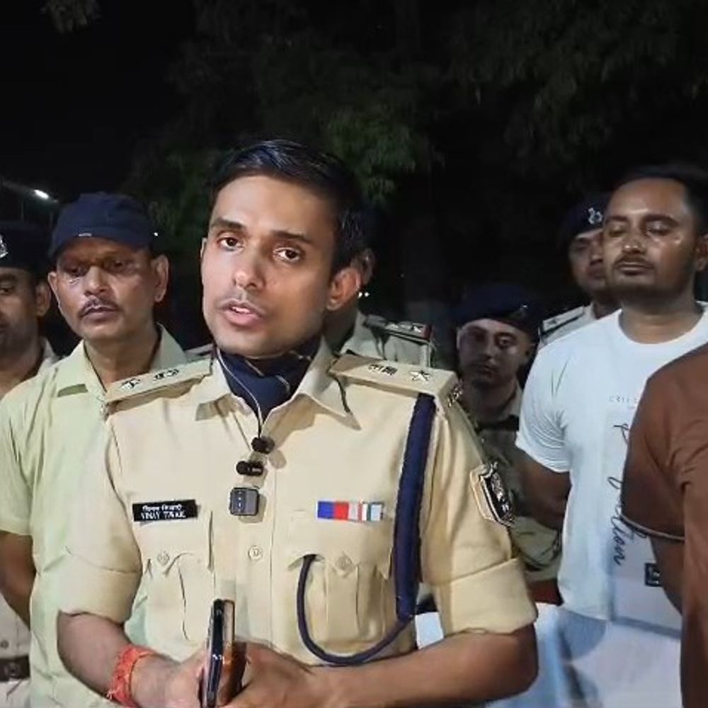 केमिकल से नोट दोगुना करने वाले गिरोह का पर्दाफाश:8 अरेस्ट, 96 लाख से अधिक की राशि बरामद