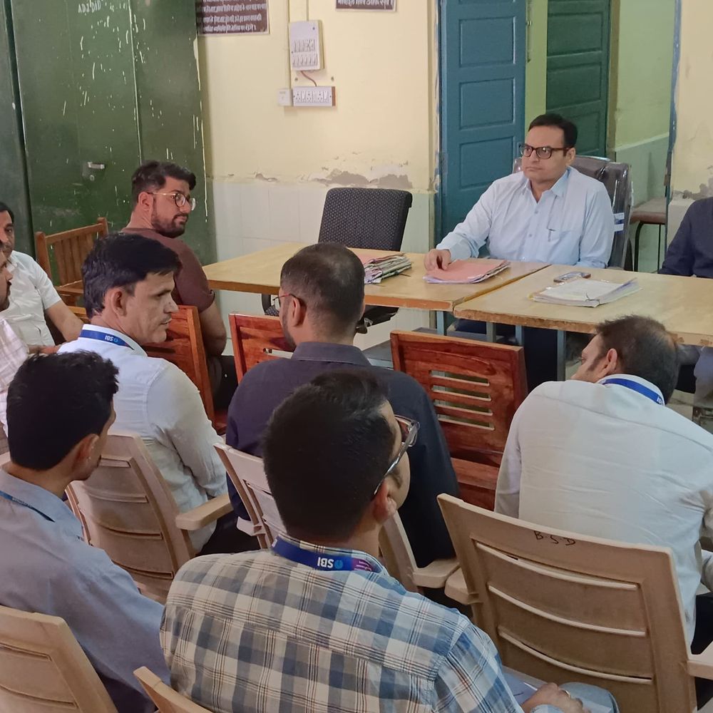 डीडवाना लोक अदालत में सैकड़ों प्रकरणों का निस्तारण:वैवाहिक विवादों सहित कई परिवारों में लौटी खुशियां