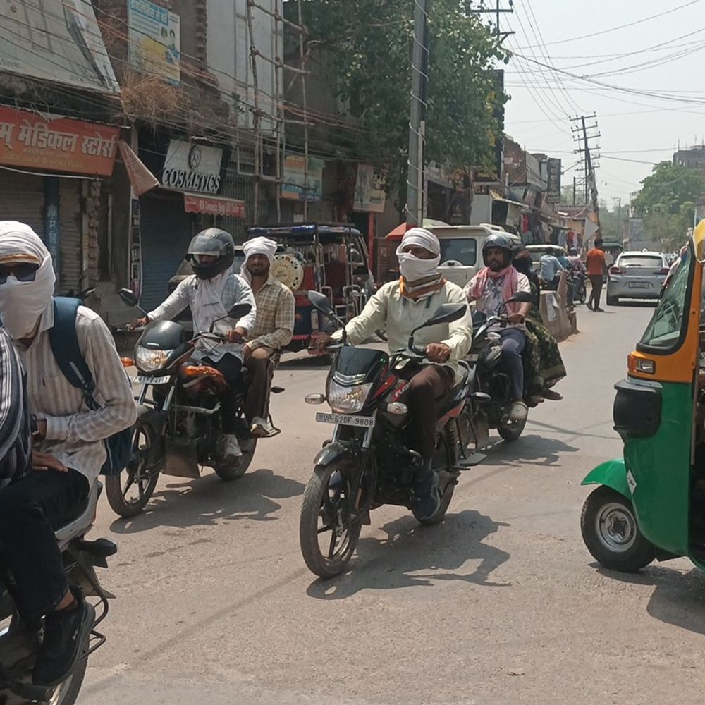 लेखपाल मुख्य परीक्षा के कारण जौनपुर में यातायात प्रतिबंध:21 मई को सुबह 6 बजे से शाम 7 बजे तक भारी वाहन प्रतिबंधित