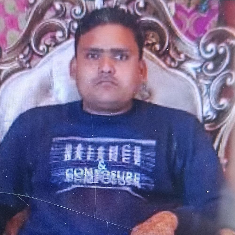 चौपाल में सो रहे रोडवेज संविदा ड्राइवर-चचेरे भाई को लोडर:फर्रुखाबाद में एक की मौत, दूसरा घायल; ड्यूटी पर जाने के घर से निकाले थे दोनों