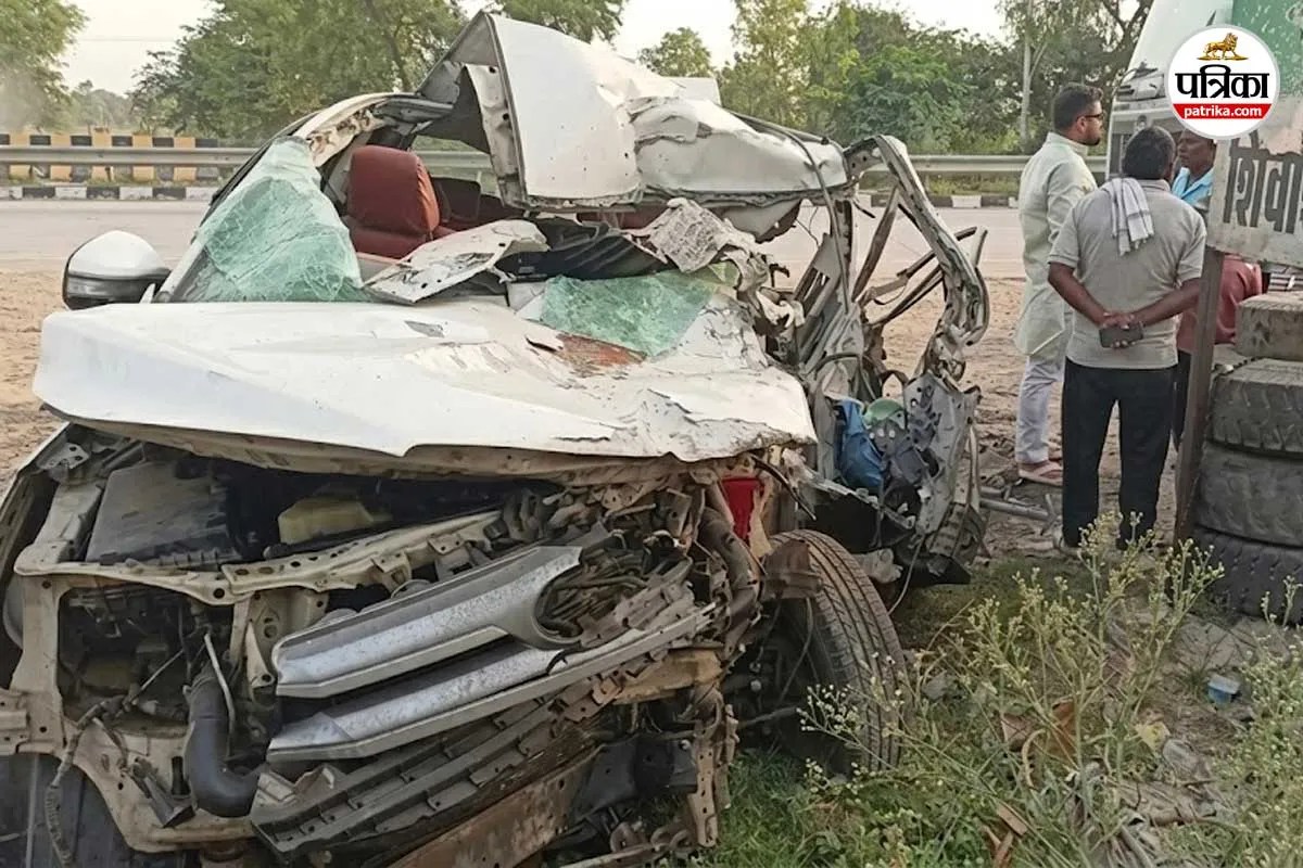 बाराबंकी में खौफनाक हादसा: 100 की स्पीड… आगे ट्रेलर और उड़ गए इनोवा के परखच्चे, 4 दोस्तों की दर्दनाक मौत