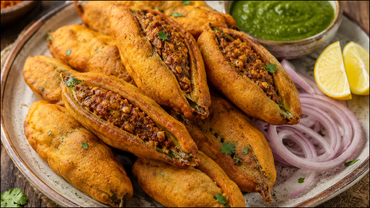 बेसन में लिपटे भरवां करेले खाए हैं क्या, एक बार जरूर बनाकर खाएं, फटाफट नोट कर लें रेसिपी