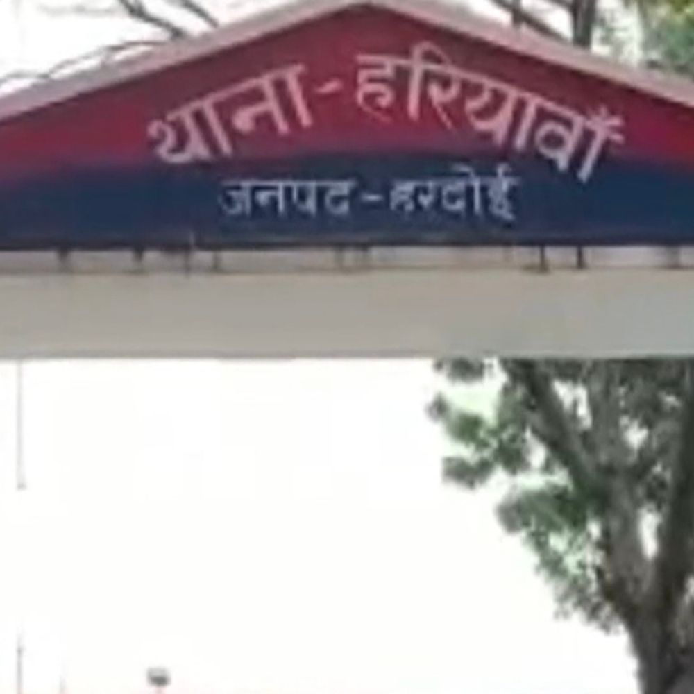 सोने का हार चोरी, 3 माह बाद FIR दर्ज:हरदोई के दिल्ला पुरवा में शादी समारोह से 3.5 लाख का हार गायब हुआ था