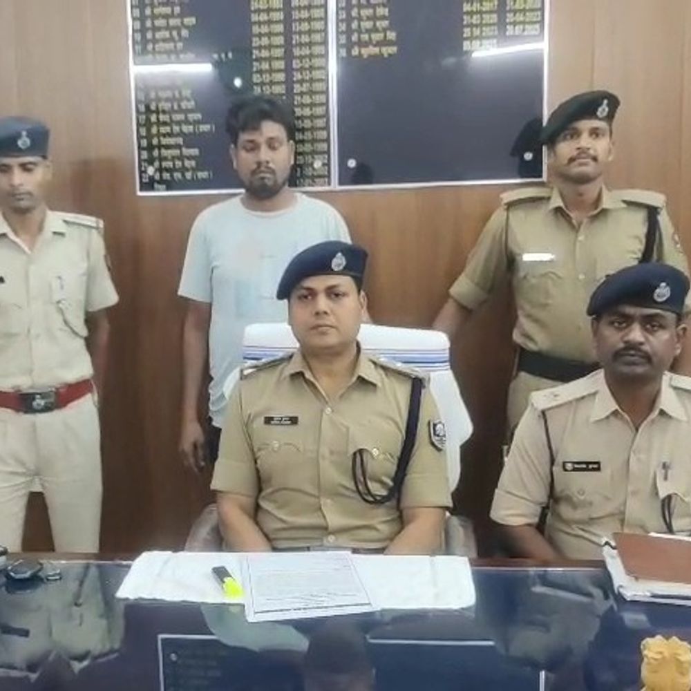 अररिया में 193 ग्राम स्मैक मिला:44 हजार कैश जब्त, एक तस्कर गिरफ्तार, मुख्य आरोपी फरार; पुलिस की अलग- अलग ठिकानों पर छापेमारी जारी