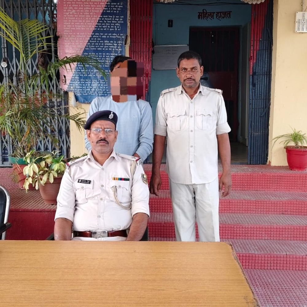 गया में फरार शराब तस्कर गिरफ्तार:आंती थाना पुलिस ने विशेष अभियान चलाकर पकड़ा, लंबे समय से फरार चल रहा था