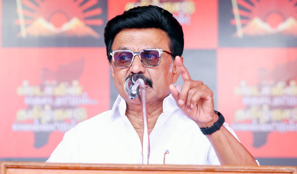 Tamil Nadu Politics: CM स्टालिन ने दिया इस्तीफा, मगर विजेता Vijay का नाम तक नहीं लिया