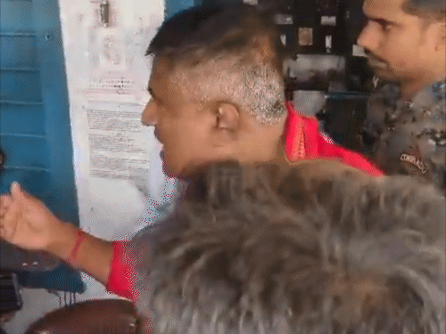 सांसद के सामने भिड़े जदयू विधायक और LJP (R) जिलाध्यक्ष:चिराग की पार्टी के नेता ने MLA से कहा- चल काम कर ज्यादा मत बोल