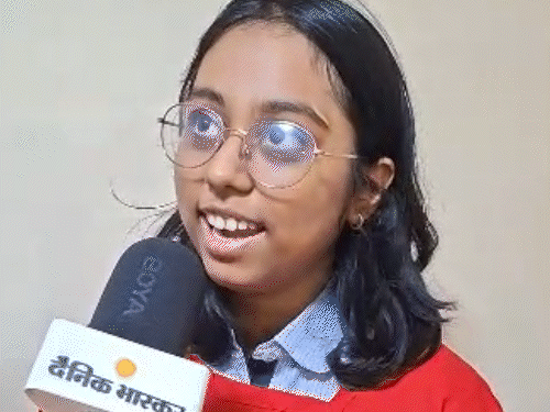 ‘फिक्शन बुक्स पढ़कर हासिल किए 99.75% मार्क्स’:लखनऊ की ISC टॉपर बेटियों की कहानी, उन्हीं की जुबानी