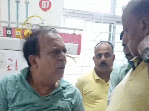 ’13 साल पहले 5 लाख, अब 45 लाख की लूट’:बैग छीनने का विरोध किया तो बदमाशों ने मारी गोली, पीड़ित गोल्ड कारोबारी की आपबीती