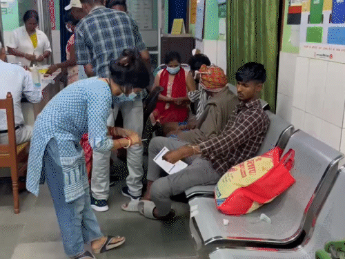 तिलक समारोह में भोज खाने के बाद 40 लोग बीमार:गयाजी में फूड प्वाइजनिंग की आशंका; उल्टी, दस्त-पेट दर्द की शिकायत