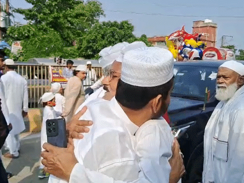 ‘गाय को राष्ट्रीय पशु घोषित कीजिए..नहीं तो बड़ा आंदोलन होगा’:मुजफ्फरपुर में RJD एमएलसी ने उठाई मांग, कारी सुहैब बोले- बीजेपी के लोग सिर्फ राजनीति करते हैं