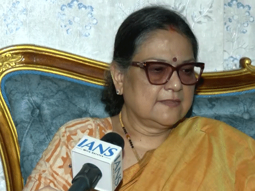 प. बंगाल में TMS सांसद काकोली घोष ने दिया इस्तीफा:कहा- आम कार्यकर्ता की तरह पार्टी से जुड़ी रहूंगी, CM शुभेंदु की बैठक में हुईं थीं शामिल