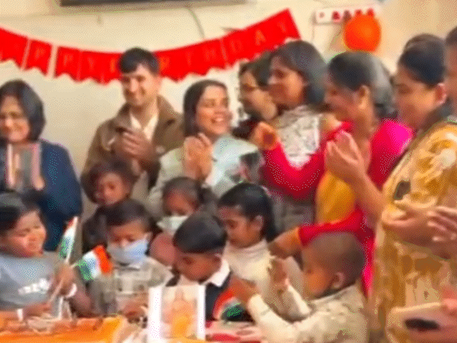 बच्चों का दर्द देख भर आती हैं आंखें:आज इंटरनेशनल नर्सेस डे; लावारिस मरीजों का परिवार बन जाता है स्टाफ, एमवाय की नर्सों ने सुनाए किस्से