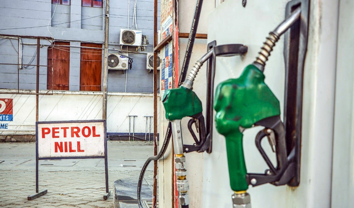 Hormuz संकट से तेल बाज़ार में भूचाल, Brent Crude के 0 पार जाने का मंडरा रहा खतरा