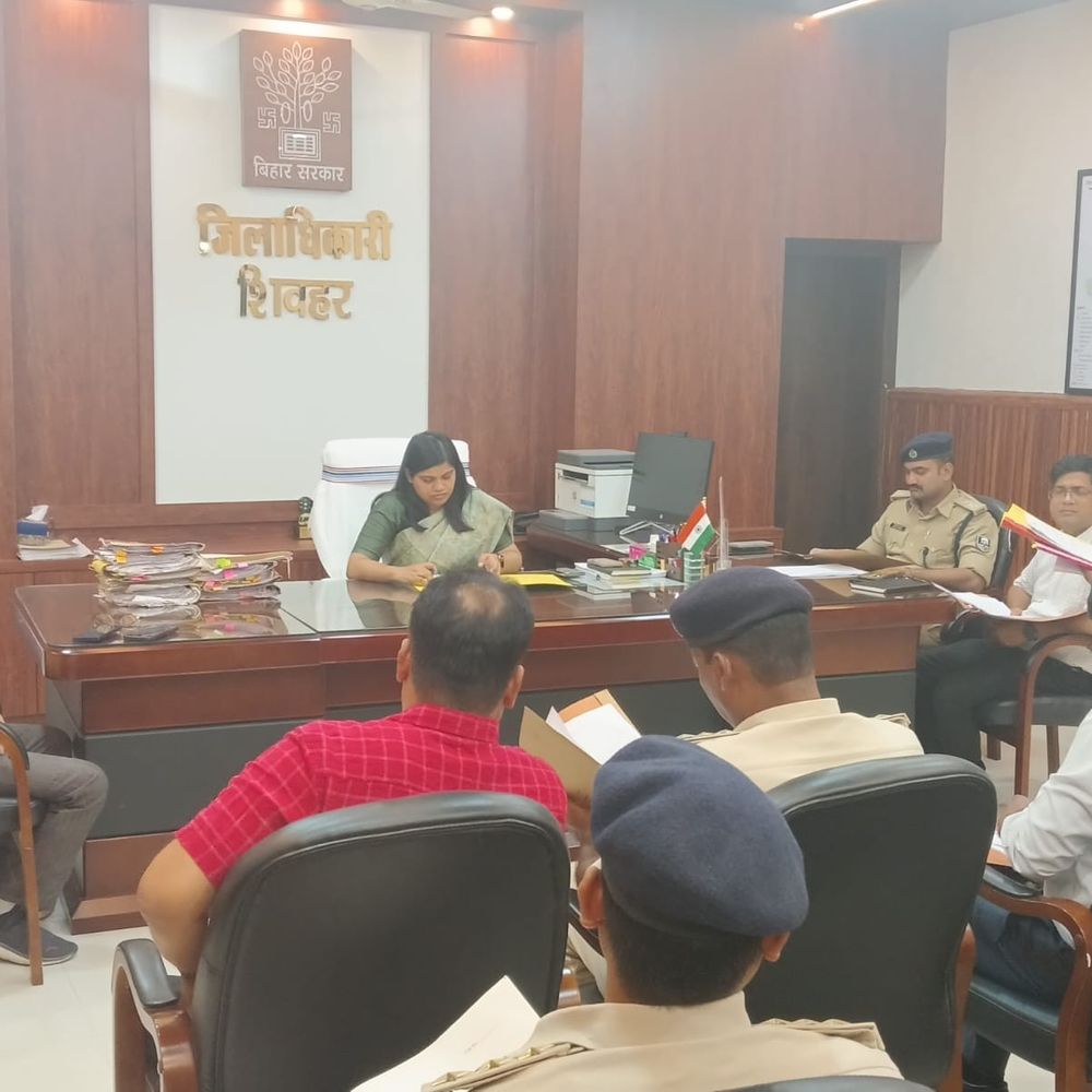 नेशनल हाइवेज से हटेगा अतिक्रमण:शिवहर में DM ने 60 दिनों का अल्टीमेटम दिया