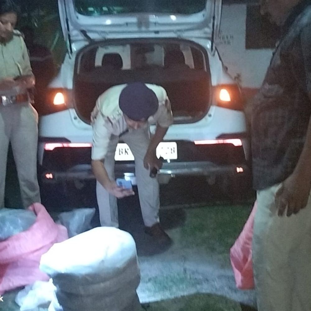 कुर्सेला में 20 किलो गांजा जब्त:दो तस्कर गिरफ्तार, एनडीपीएस एक्ट के तहत कार्रवाई