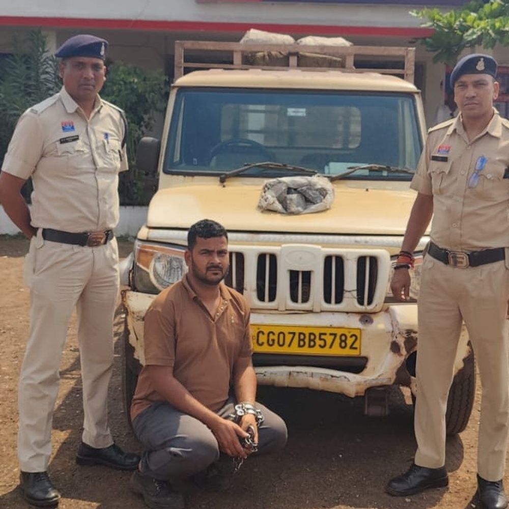 दुर्ग में कंपनी से 50 किलो सिलिको मैंगनीज चोरी:ड्राइवर गिरफ्तार, 10 हजार का माल और 4 लाख का वाहन जब्त