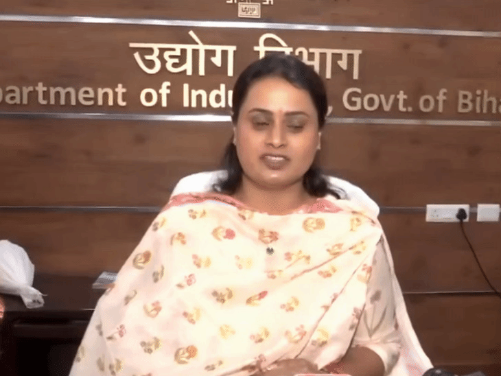 दामोदर रावत, श्रेयसी सिंह ने संभाला मंत्री पदभार:जमुई को मंत्रिमंडल में मिली बड़ी भागीदारी, कार्यकर्ताओं में खुशी