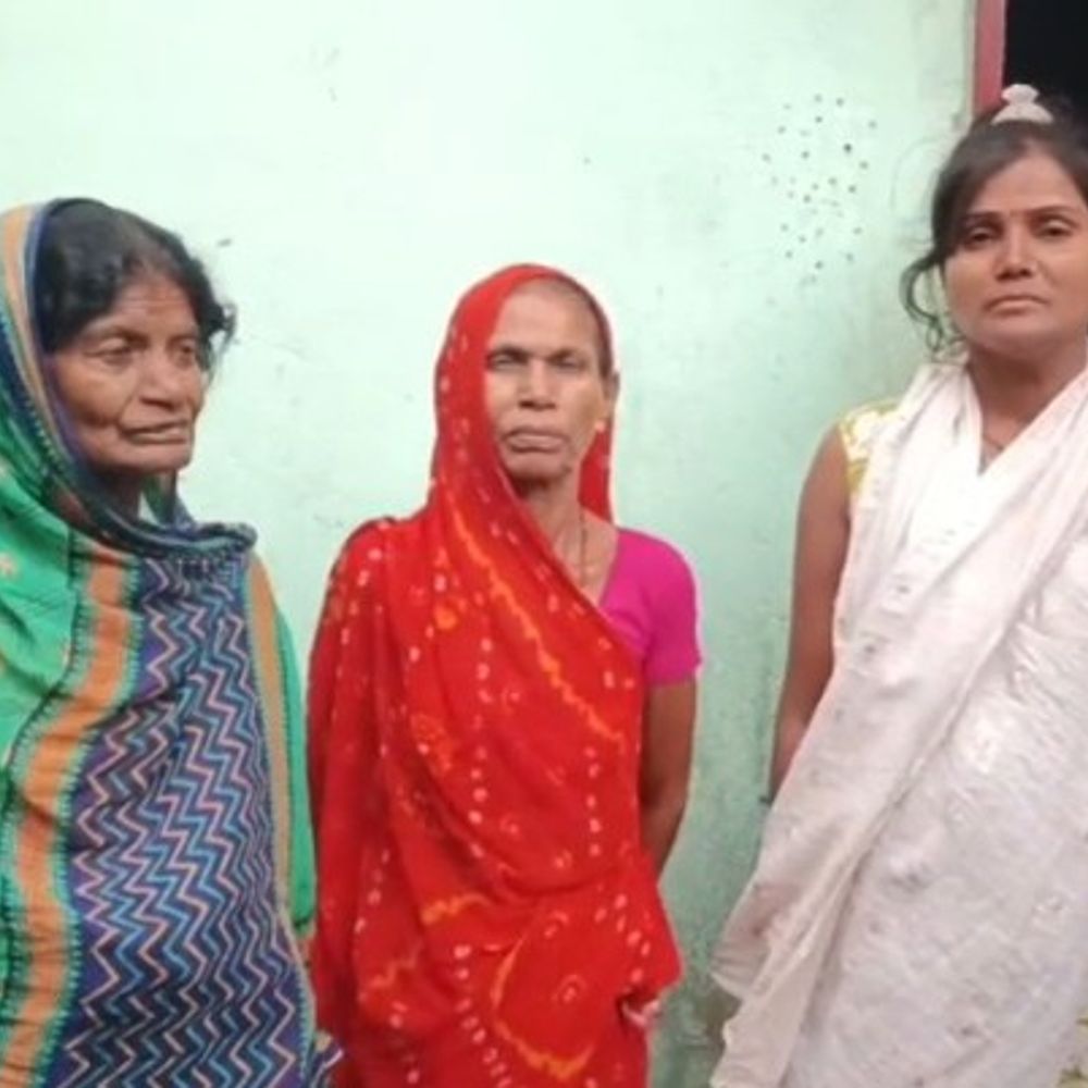 गया में पड़ोसी पर मारपीट का आरोप:महिला बोली- जबरन घर खाली कराने की कोशिश हो रही, SSP से लगाई न्याय की गुहार
