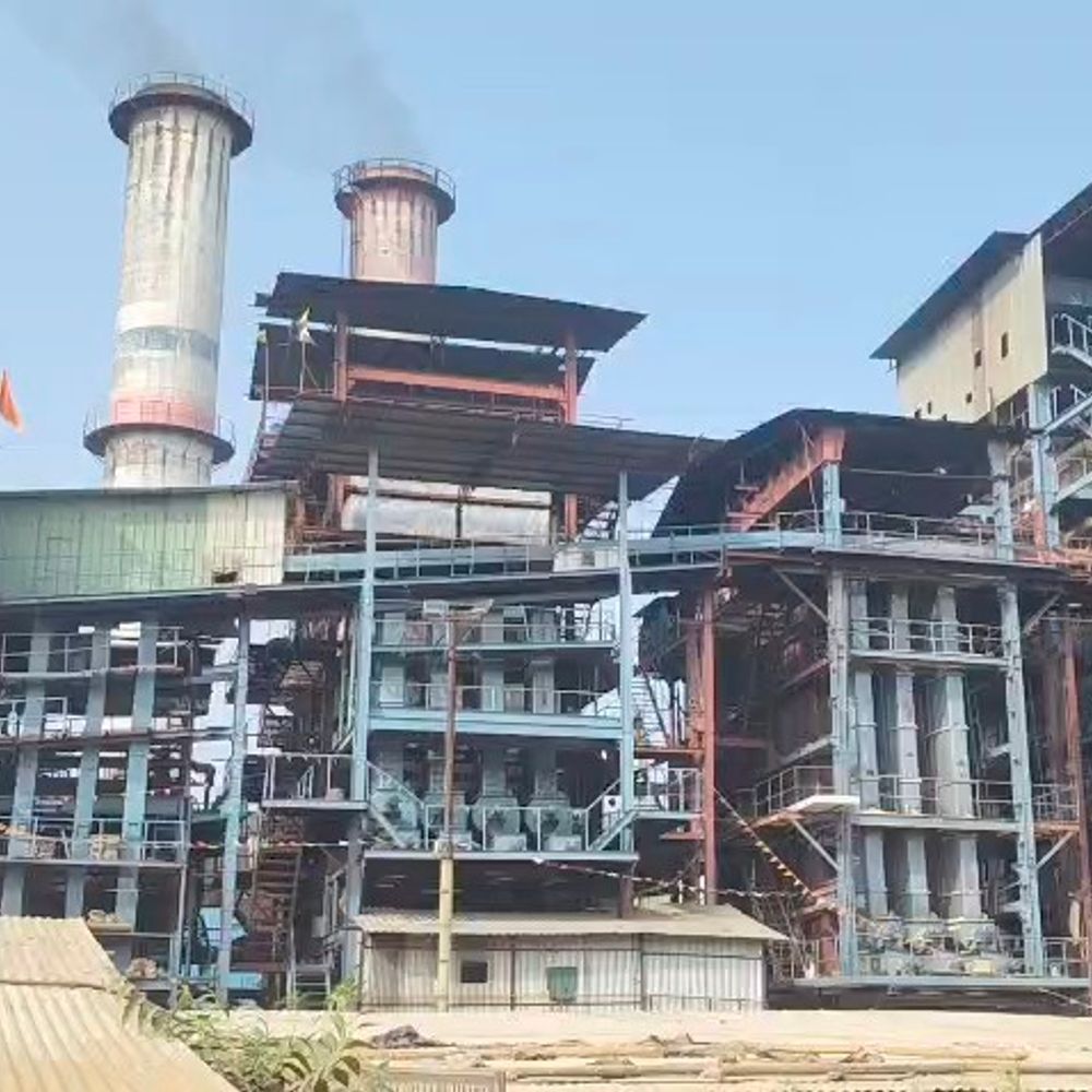 इथेनॉल प्लांट हादसे में तीन अधिकारियों पर केस:टैंक गिरने से 2 मजदूरों की हुई थी मौत; जांच में तकनीकी लापरवाही के संकेत मिले