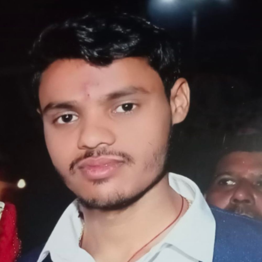 युवक की ससुराल में बिगड़ी तबीयत, लखनऊ में मौत:परिजनों ने शव रखकर किया हंगामा, ससुराल वालों पर कार्रवाई की मांग