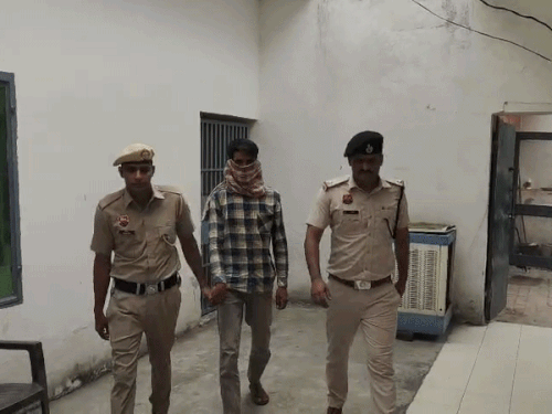 सोनीपत में साइबर ठगी गिरोह का भंडाफोड़:RTO चालान लिंक भेजकर मोबाइल हैक किया; खाते से उड़ाए थे 2 लाख रुपए हड़पे