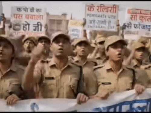 पंजाब के आउट सोर्स फायरकर्मी कल से अनिश्चितकालीन हड़ताल पर:धुरी में CM मान के दफ्तर के बाहर 21 मई से लगाएंगे पक्का मोर्चा
