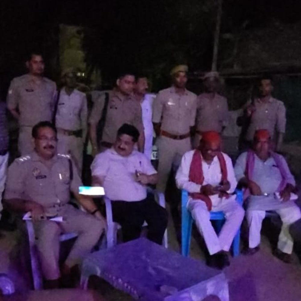हमीरपुर में सपा जिलाध्यक्ष हाउस अरेस्ट:बेरहमी से पिटे दलित युवक से मिलने जाना चाहता था सपा का प्रतिनिधिमंडल